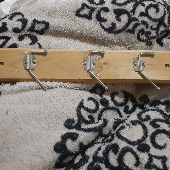 None Other - Coat Hanger Rack None Other - Coat Hanger Rack